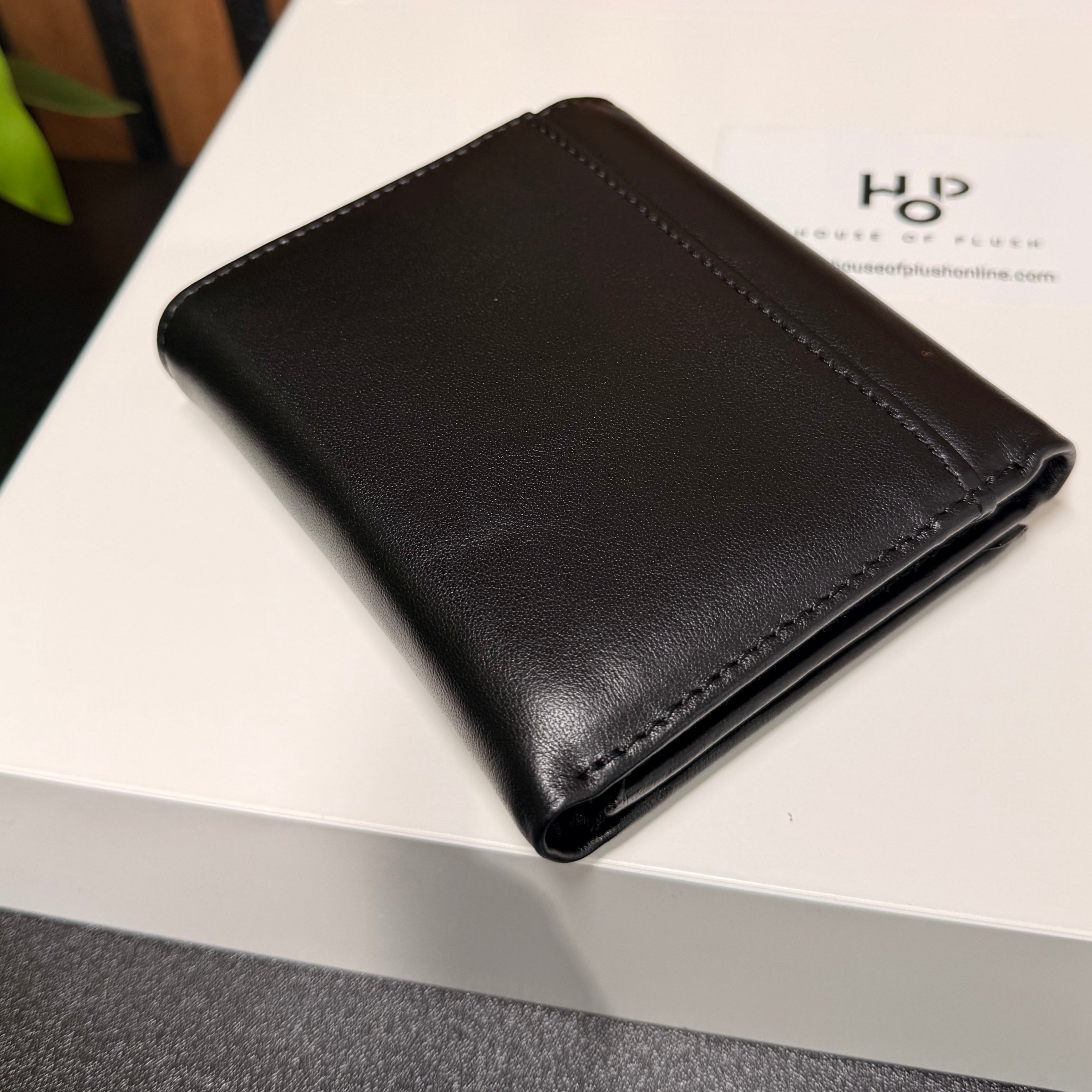 Mens RFID Trifold Genuine Leather Wallet