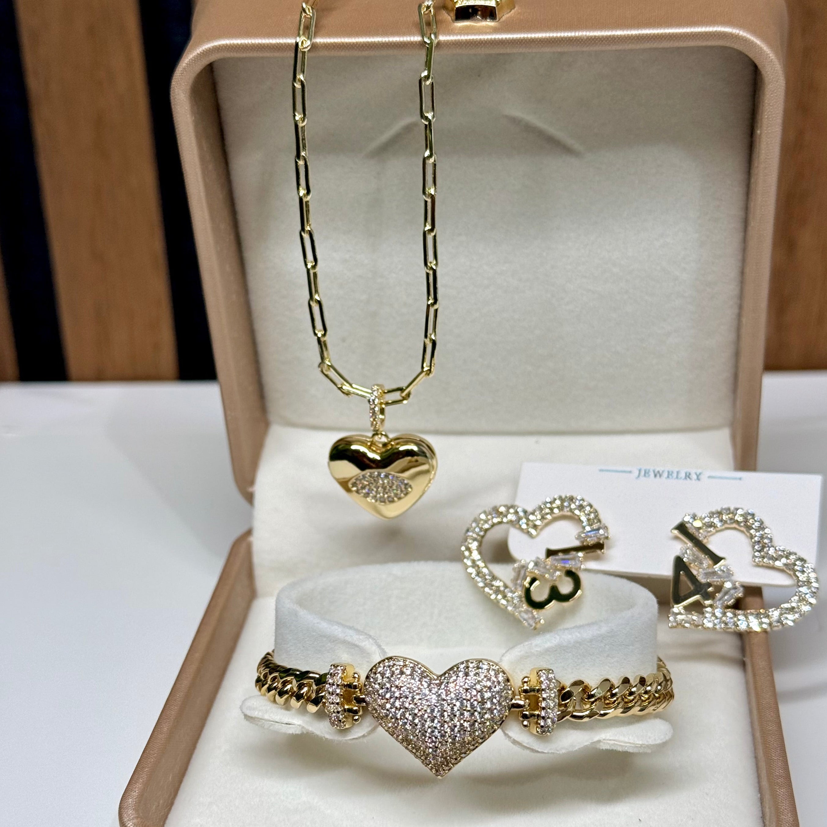 WOMEN'S GIFT SET- 7