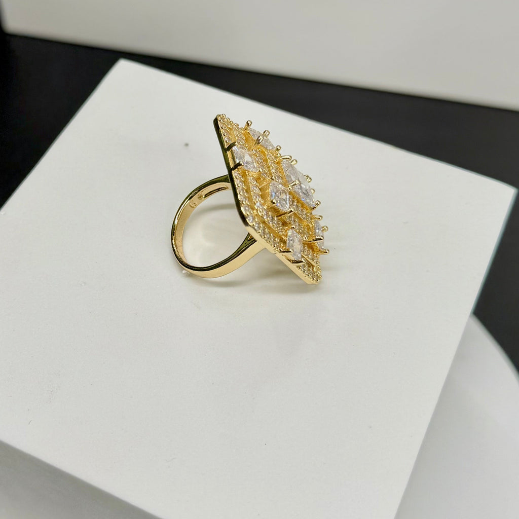 PYRAMID CZ RING