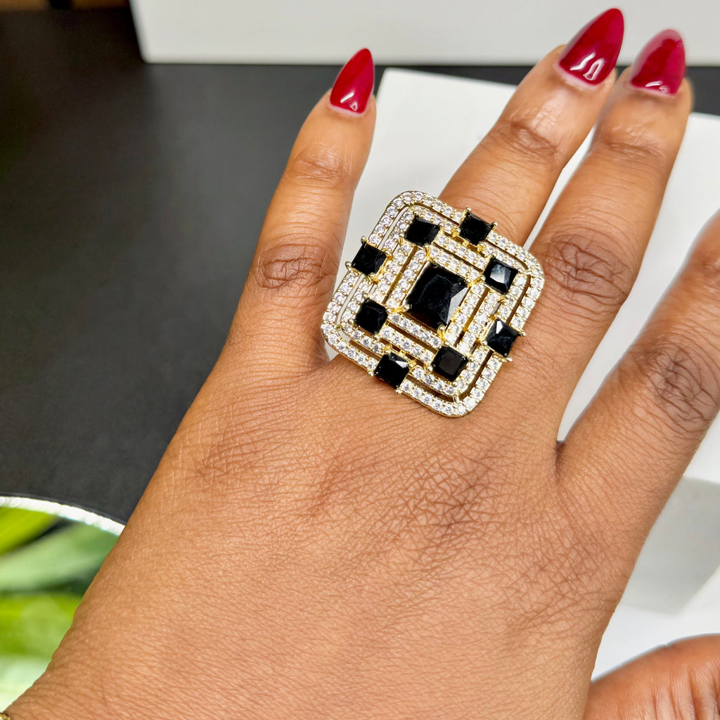 PYRAMID CZ RING