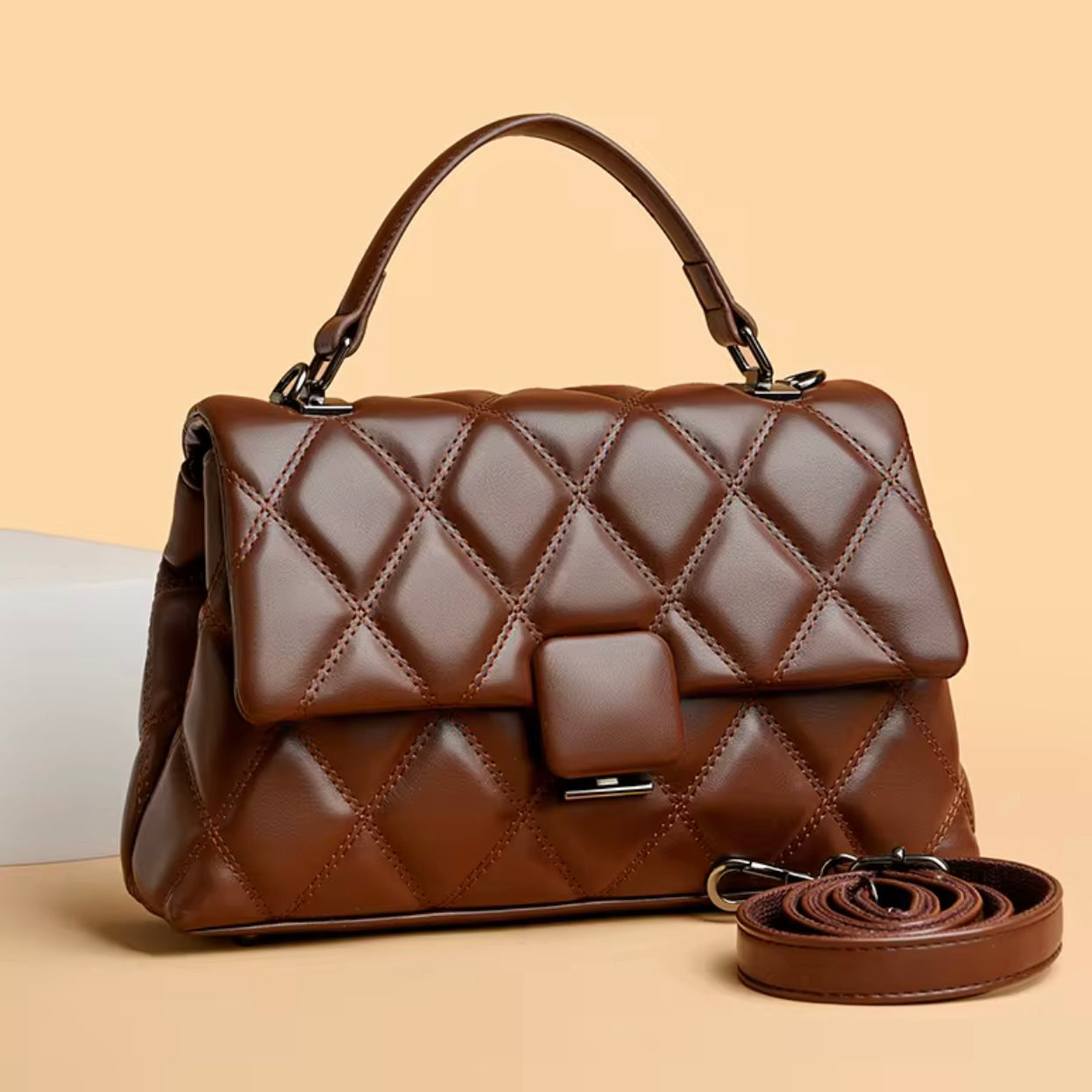 QUILT HANDBAG