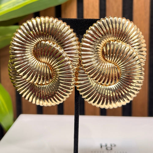 BIG BOLD STATEMENT EARRINGS