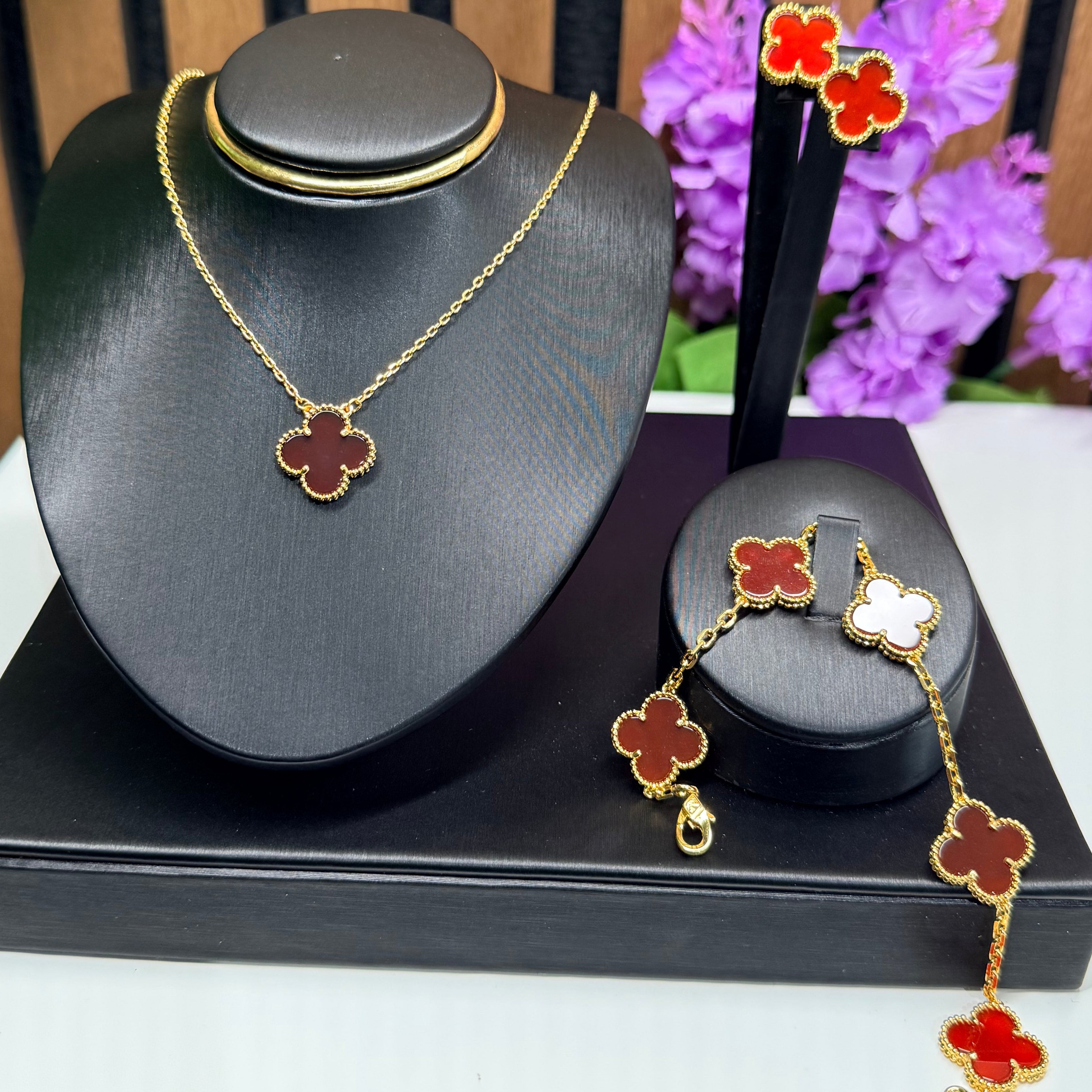 MIDNIGHT CLOVER JEWELRY SET
