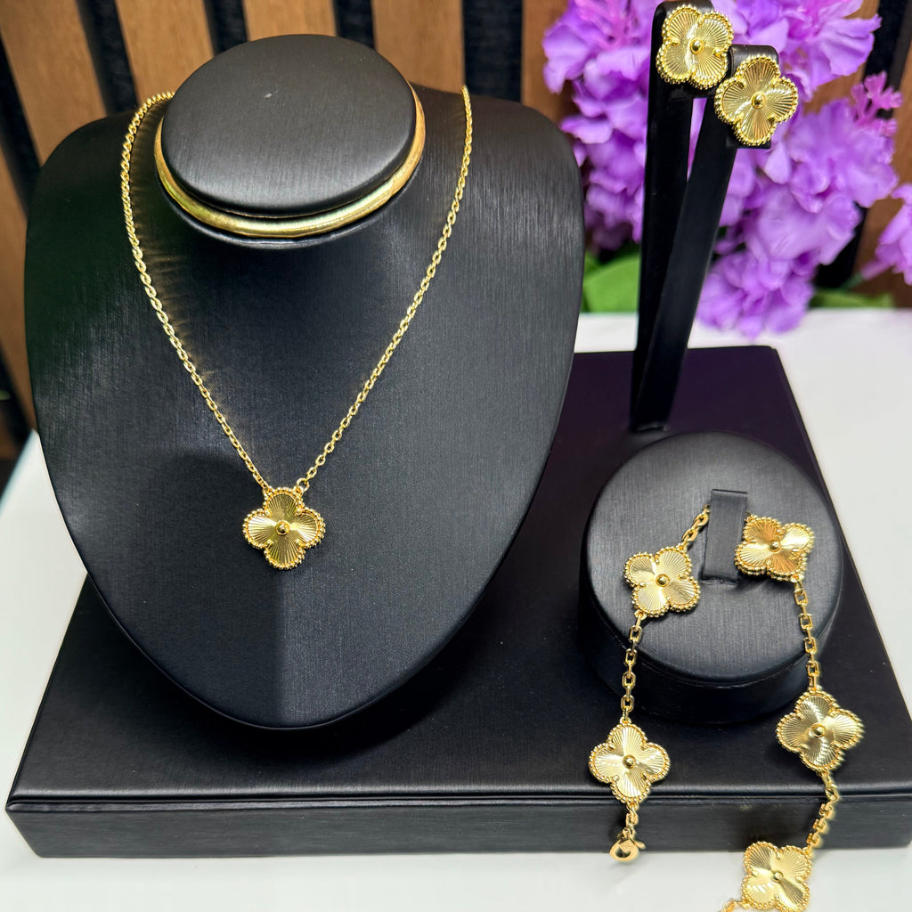 MIDNIGHT CLOVER JEWELRY SET