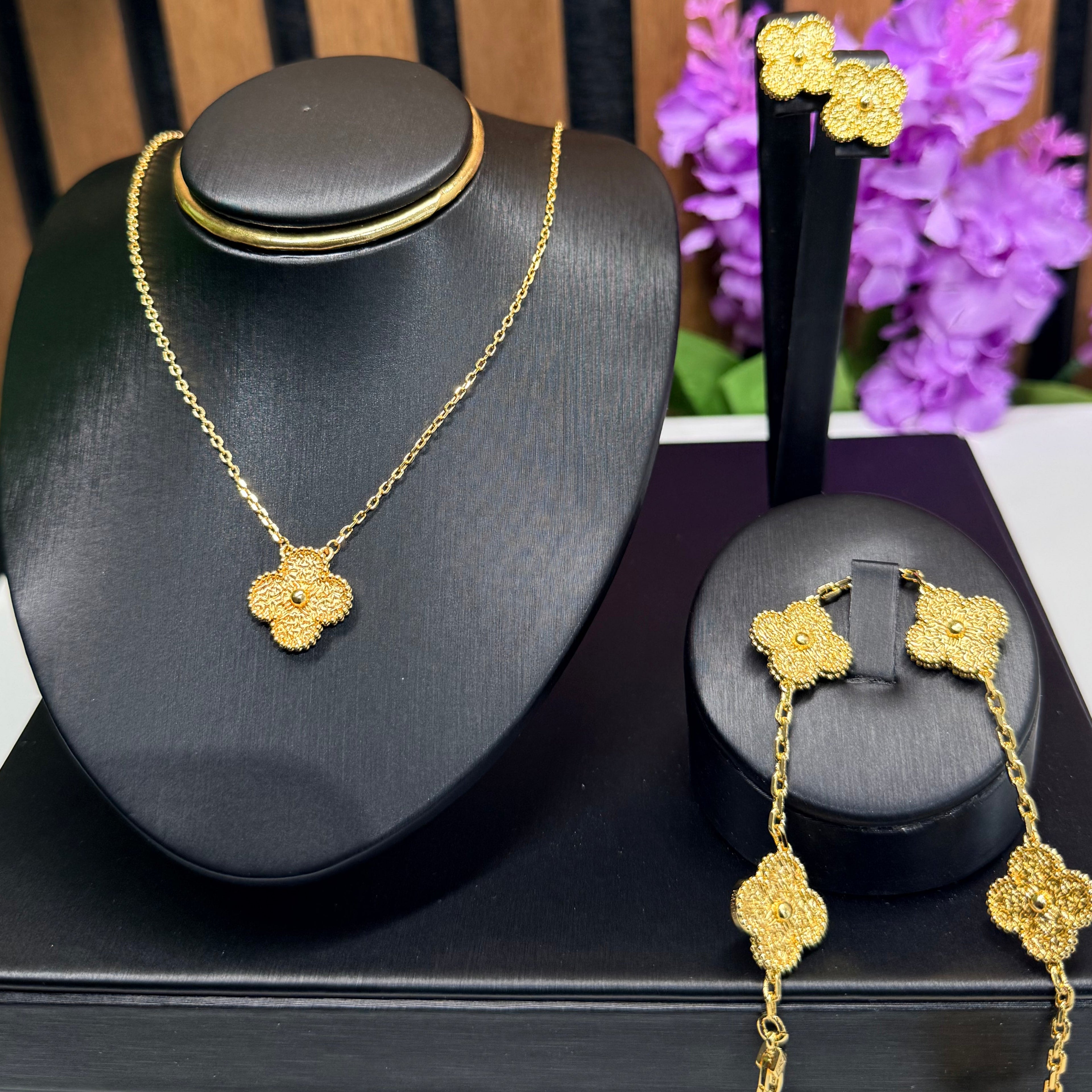 MIDNIGHT CLOVER JEWELRY SET