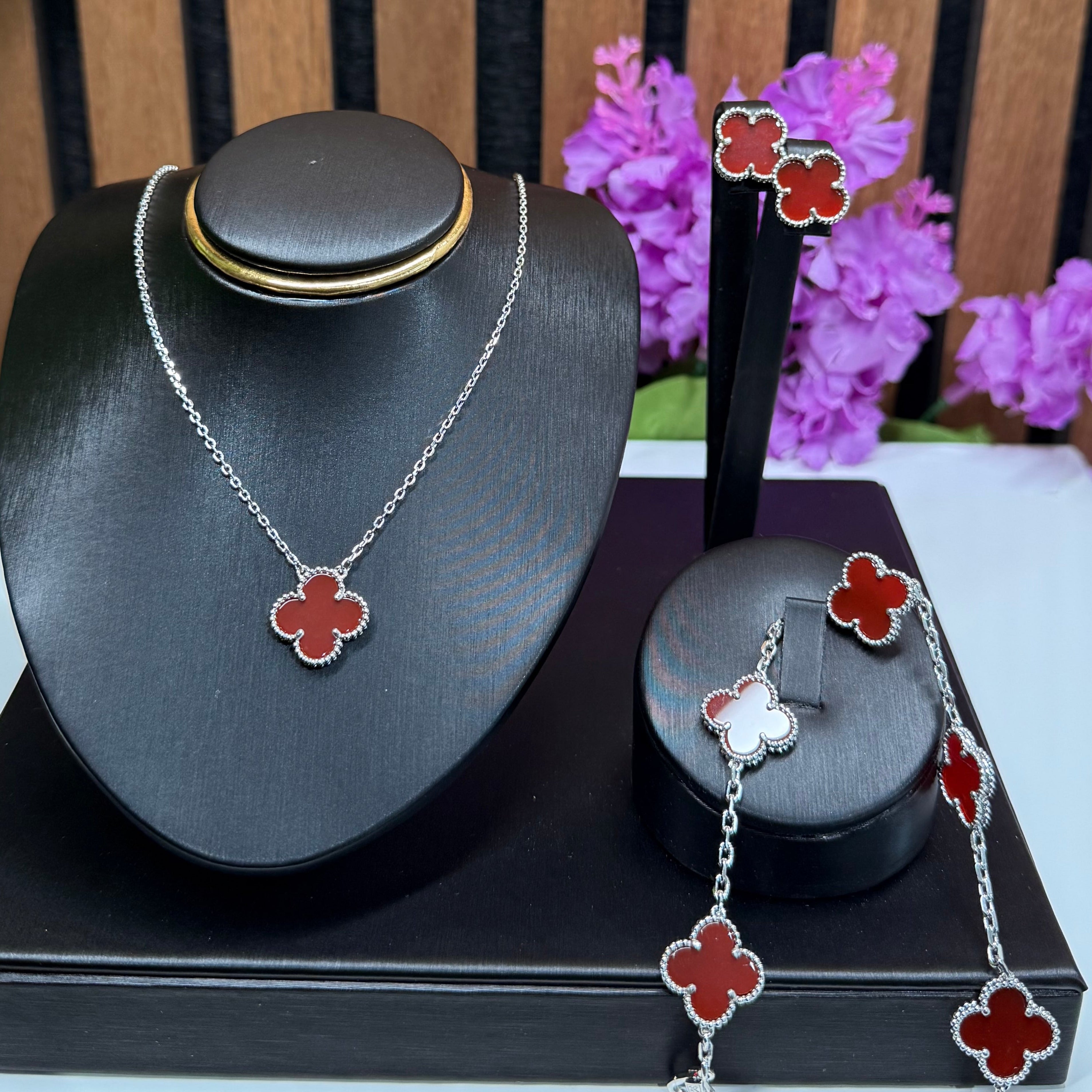 MIDNIGHT CLOVER JEWELRY SET